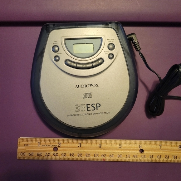 COPY - Audiovox DM8903-35K Portable CD Player 35 Second Skip Protection Tested/… - Picture 3 of 3